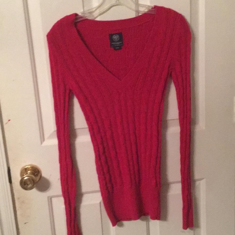 American Eagle Hot Pink V-Neck Sweater